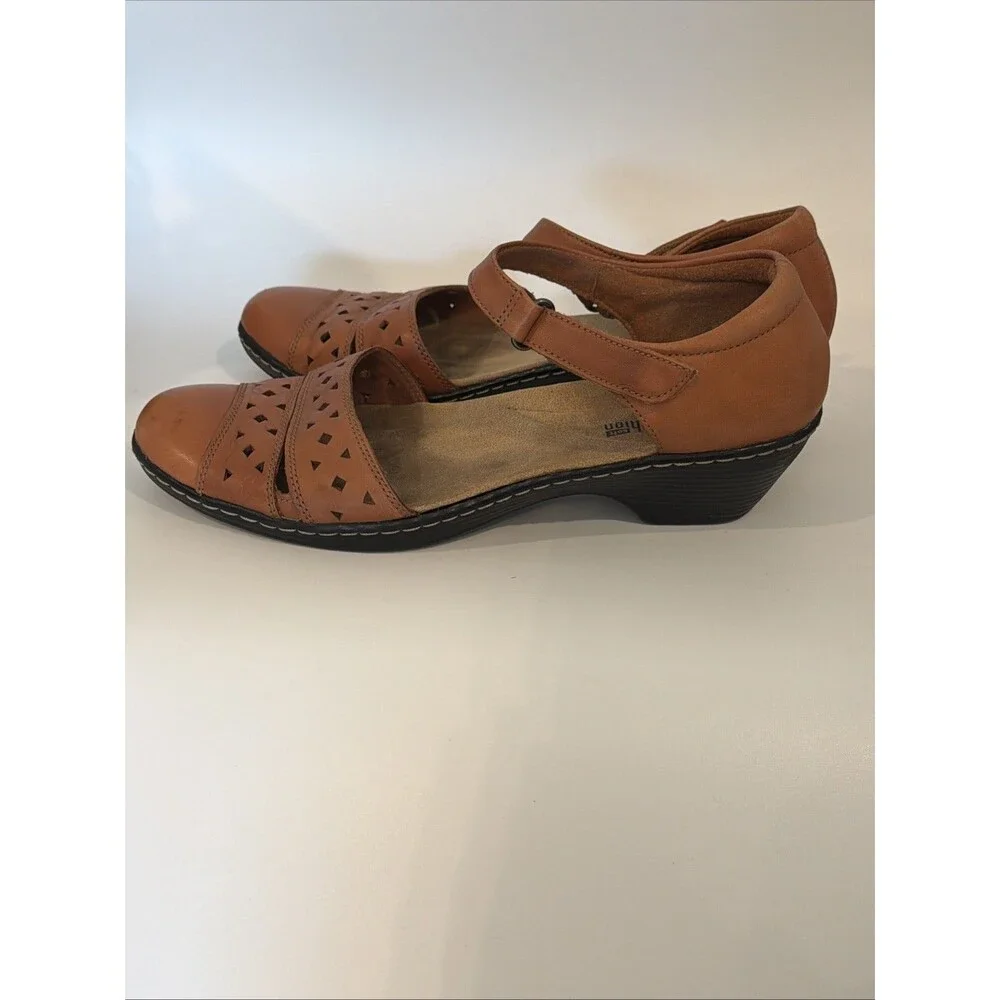 Clarks emily soft